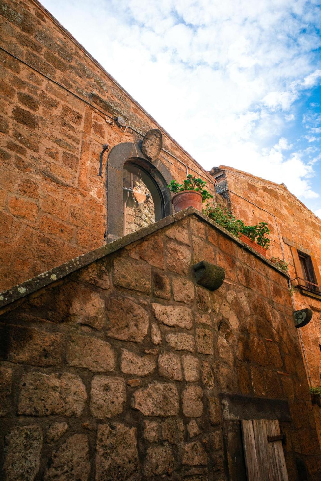 Case Di Civita Bagnoregio Exterior foto